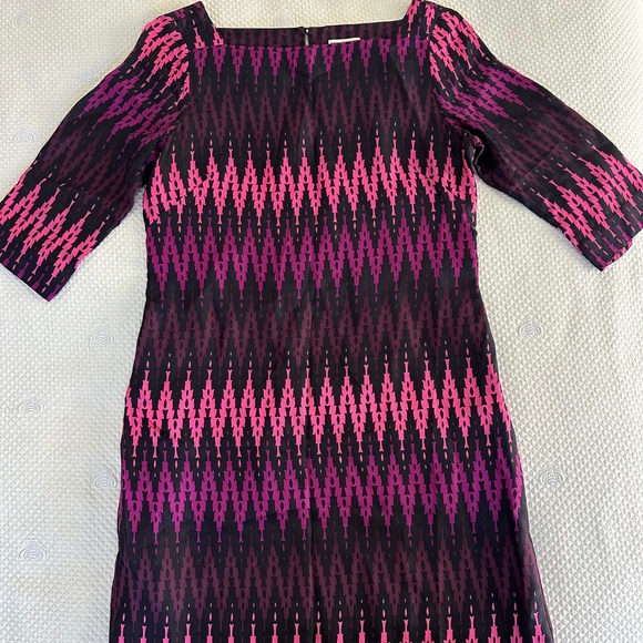 Milly of New York Silk Black Pink and Purple Geometric Print Shift Dress, US 6 - Picture 2 of 7